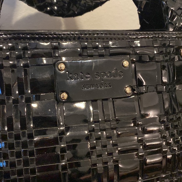 Kate Spade ♠️ Woven Patent Leather Tote - Picture 2 of 9